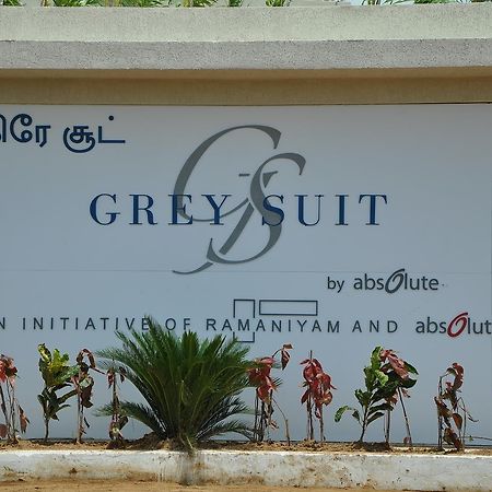 Vengal Grey Suit المظهر الخارجي الصورة