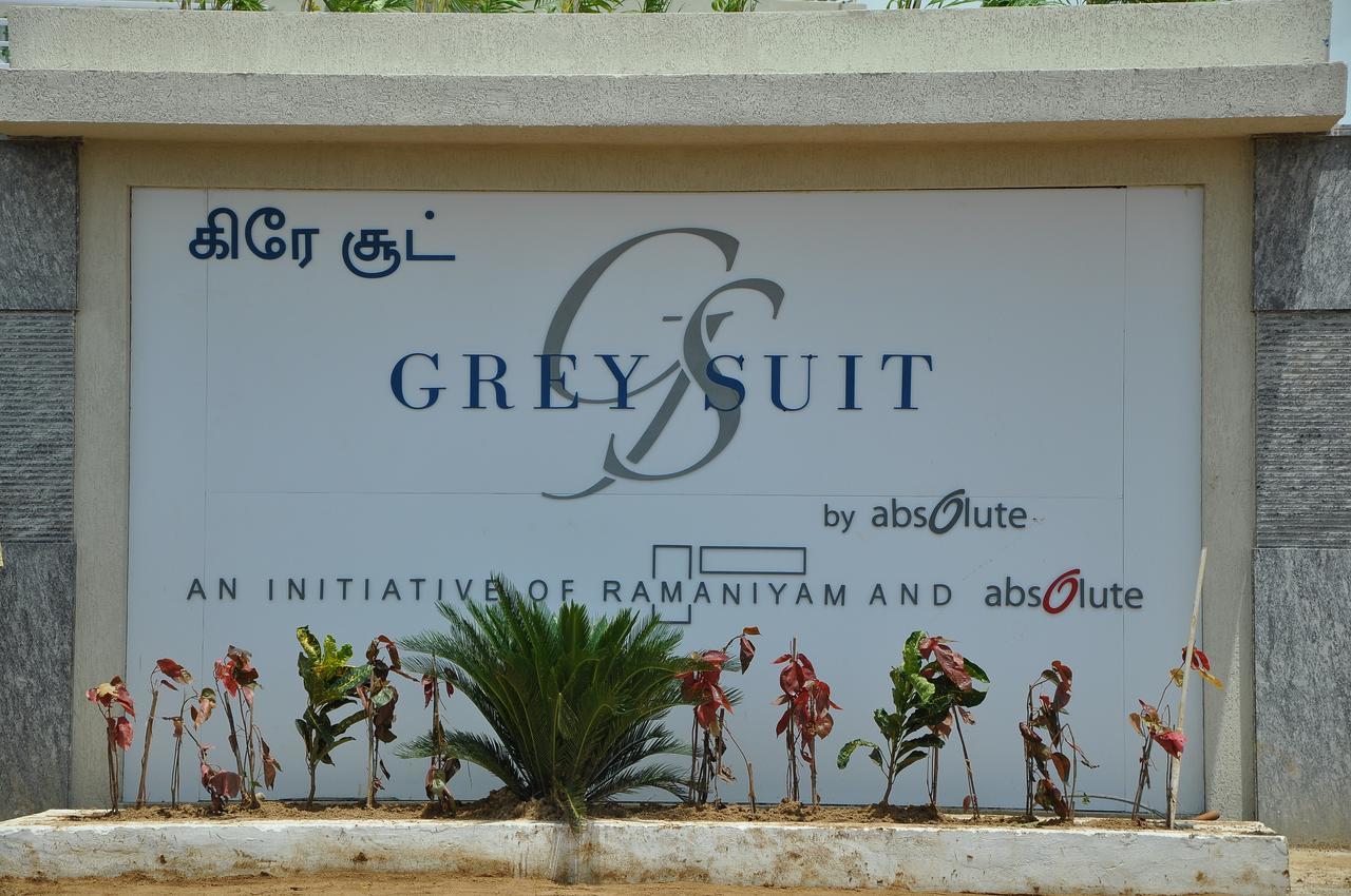 Vengal Grey Suit المظهر الخارجي الصورة